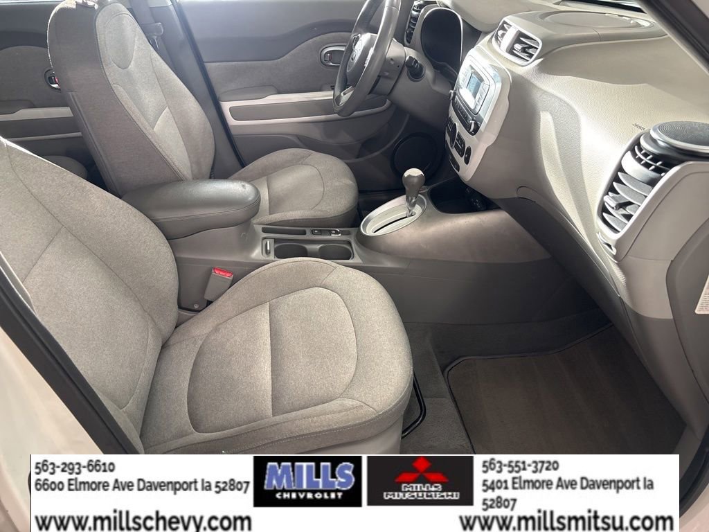 Used 2016 Kia Soul EV image 18