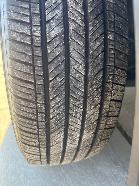 Used 2024 Toyota Corolla Cross XSE image 9