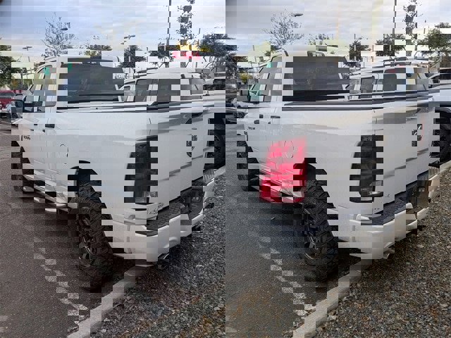 Used 2014 RAM 1500 Express image 2