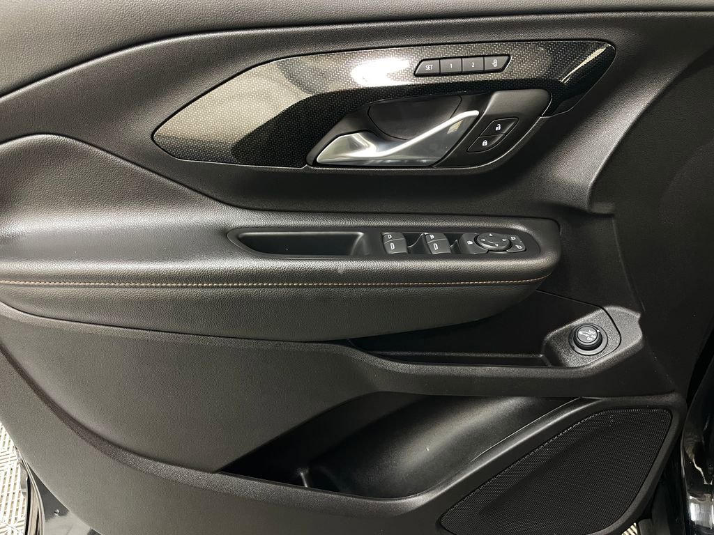Certified 2024 GMC Terrain AT4 w/ Tech Package AWD/4WD image 26