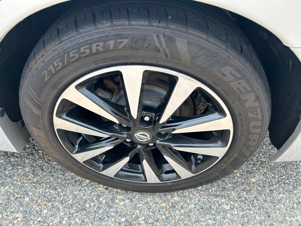Used 2017 Nissan Altima 2.5 SV FWD image 26