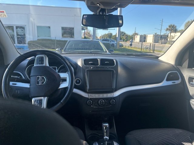 Used 2015 Dodge Journey SXT w/ Flexible Seating Group image 5