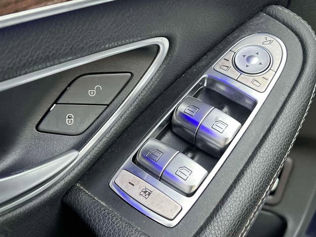 Used 2020 Mercedes-Benz C 300 4MATIC Sedan w/ Premium Package image 18