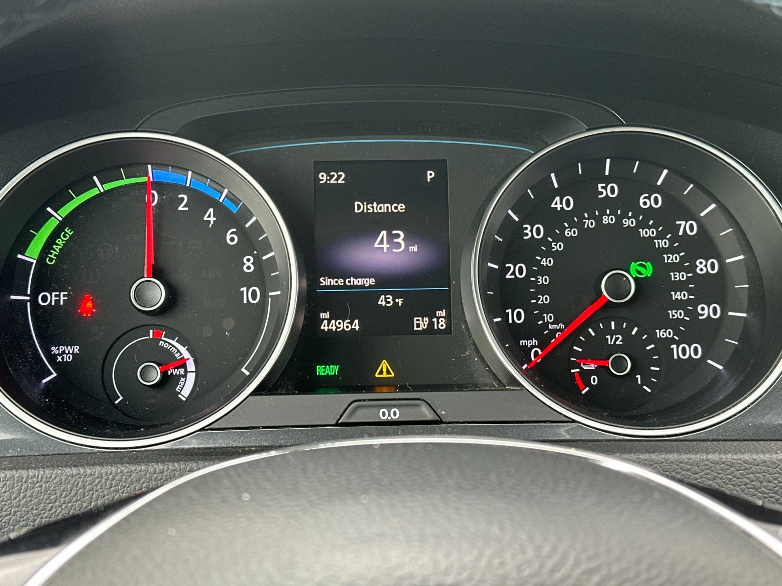 Used 2019 Volkswagen e-Golf SE w/ Driver Assistance Package image 24