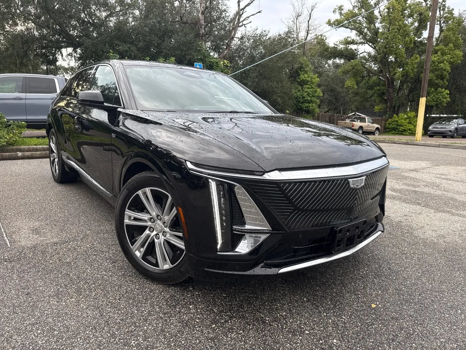 Used 2024 Cadillac Lyriq Tech RWD image 6