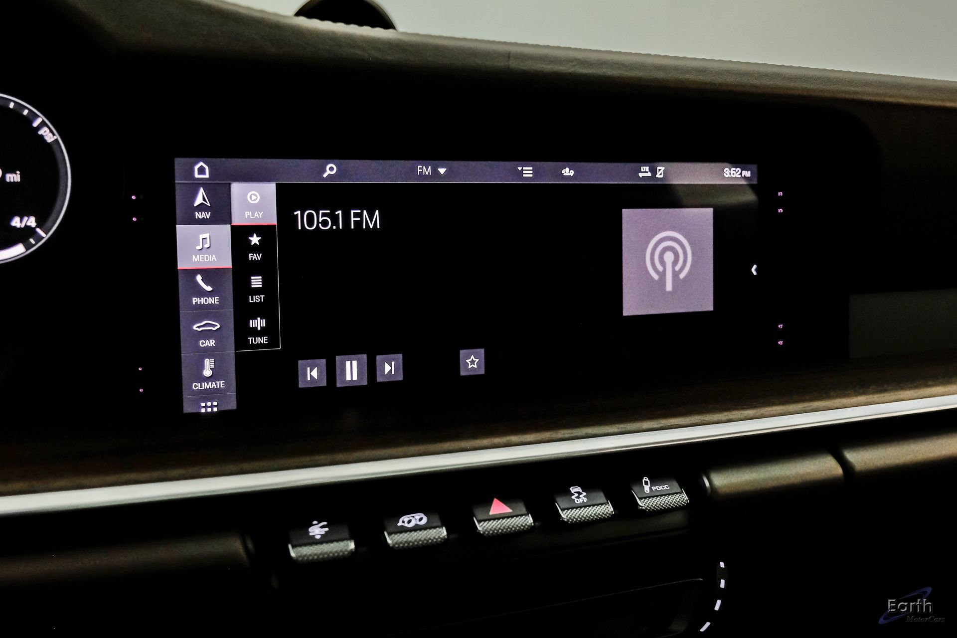 Used 2021 Porsche 911 Turbo S image 77