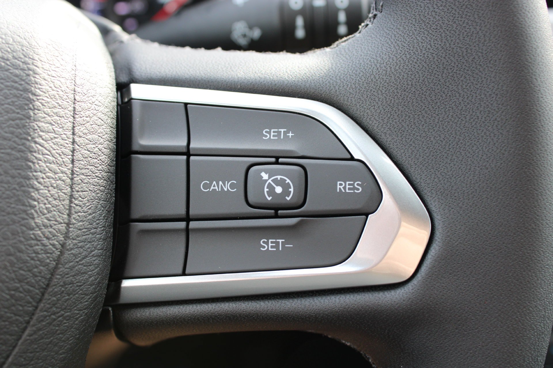 New 2026 Jeep Compass Latitude AWD/4WD image 27