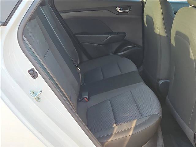 Used 2022 Hyundai Accent SE FWD image 18