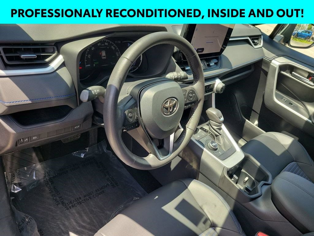 Certified 2025 Toyota RAV4 XSE AWD/4WD image 7