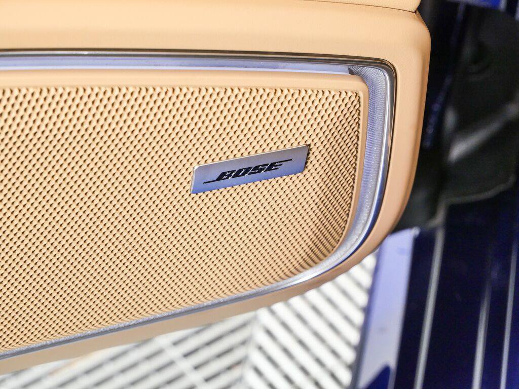 Certified 2023 Porsche Panamera 4 Platinum Edition AWD/4WD image 7