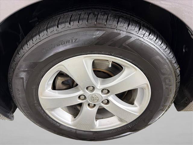 Used 2015 Toyota Sienna LE FWD image 11