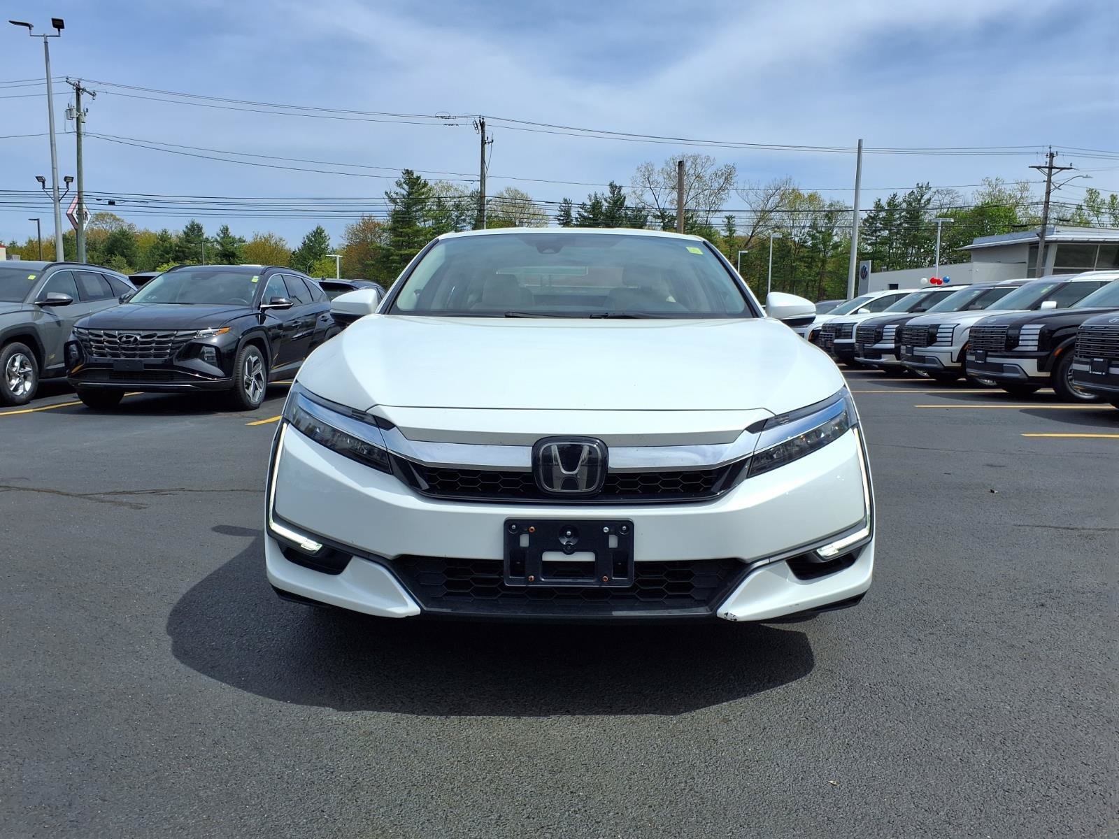 Used 2021 Honda Clarity Touring image 2