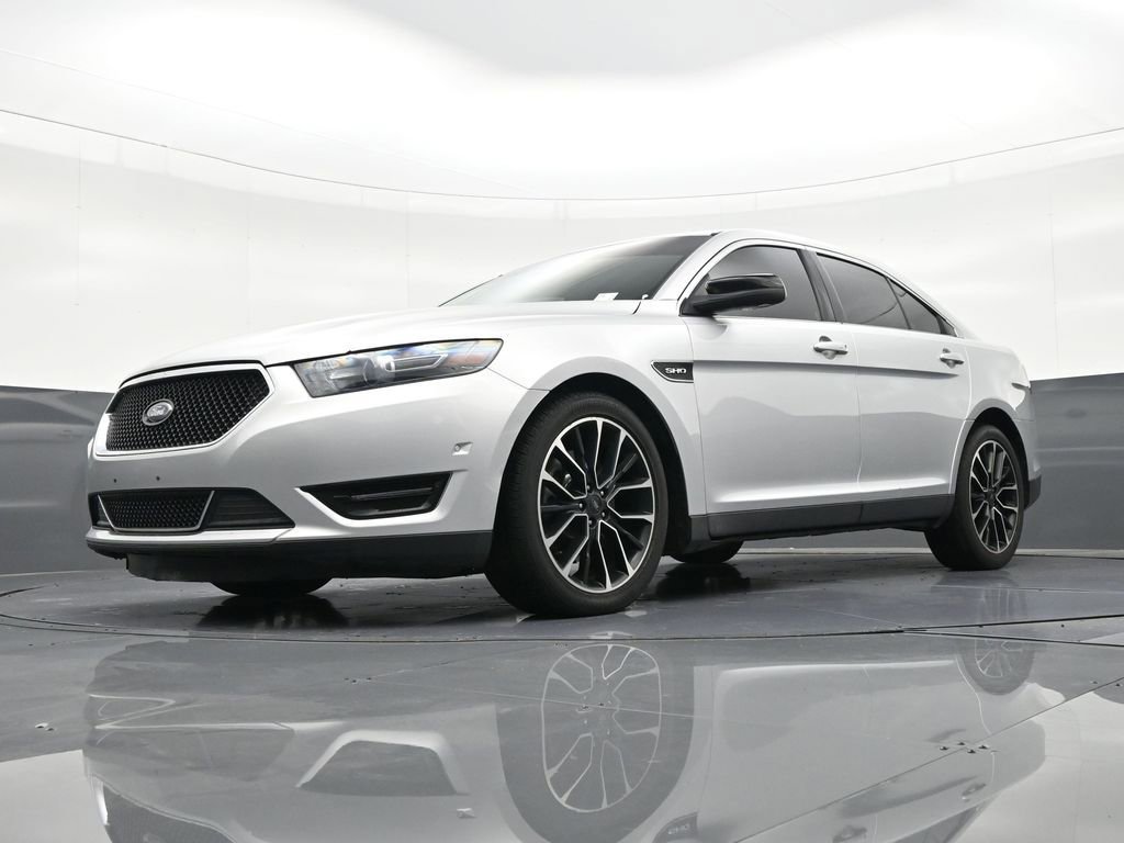 Used 2018 Ford Taurus SHO w/ Driver Assist Package image 22
