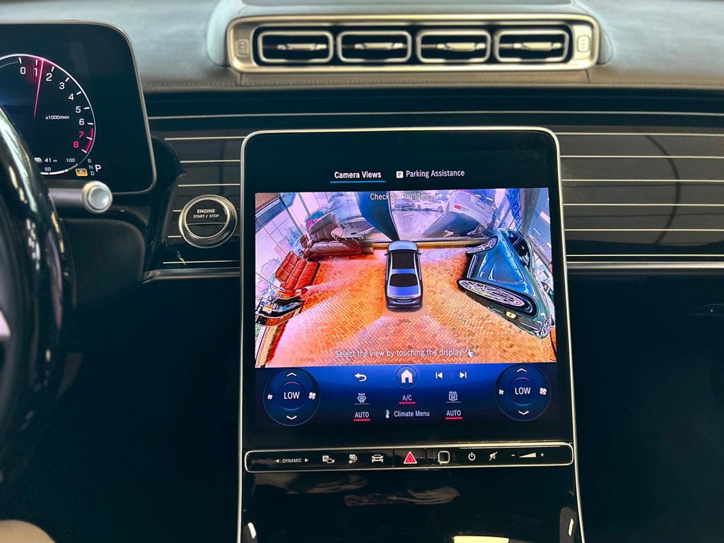 Used 2023 Mercedes-Benz S 580e 4MATIC Sedan w/ Warmth & Comfort Package image 35