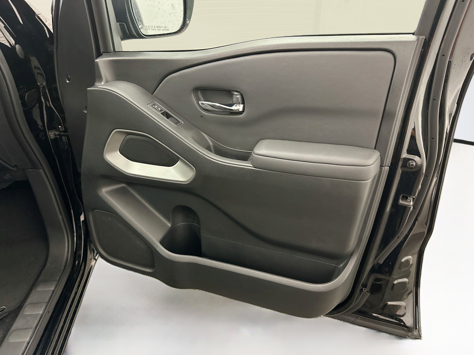 Used 2024 Nissan Frontier SV AWD/4WD image 32