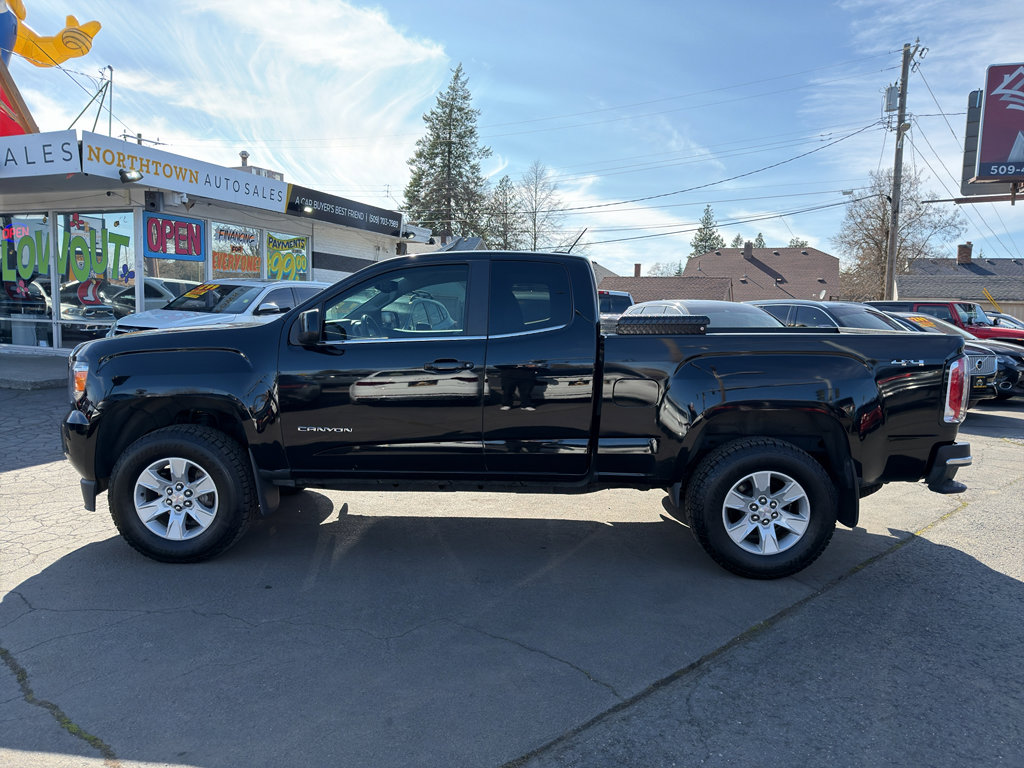 Used 2016 GMC Canyon SLE AWD/4WD image 3
