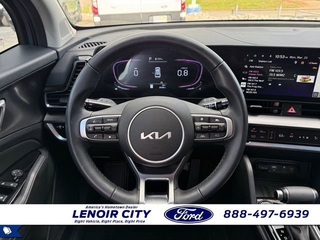 Used 2025 Kia Sportage EX FWD image 16