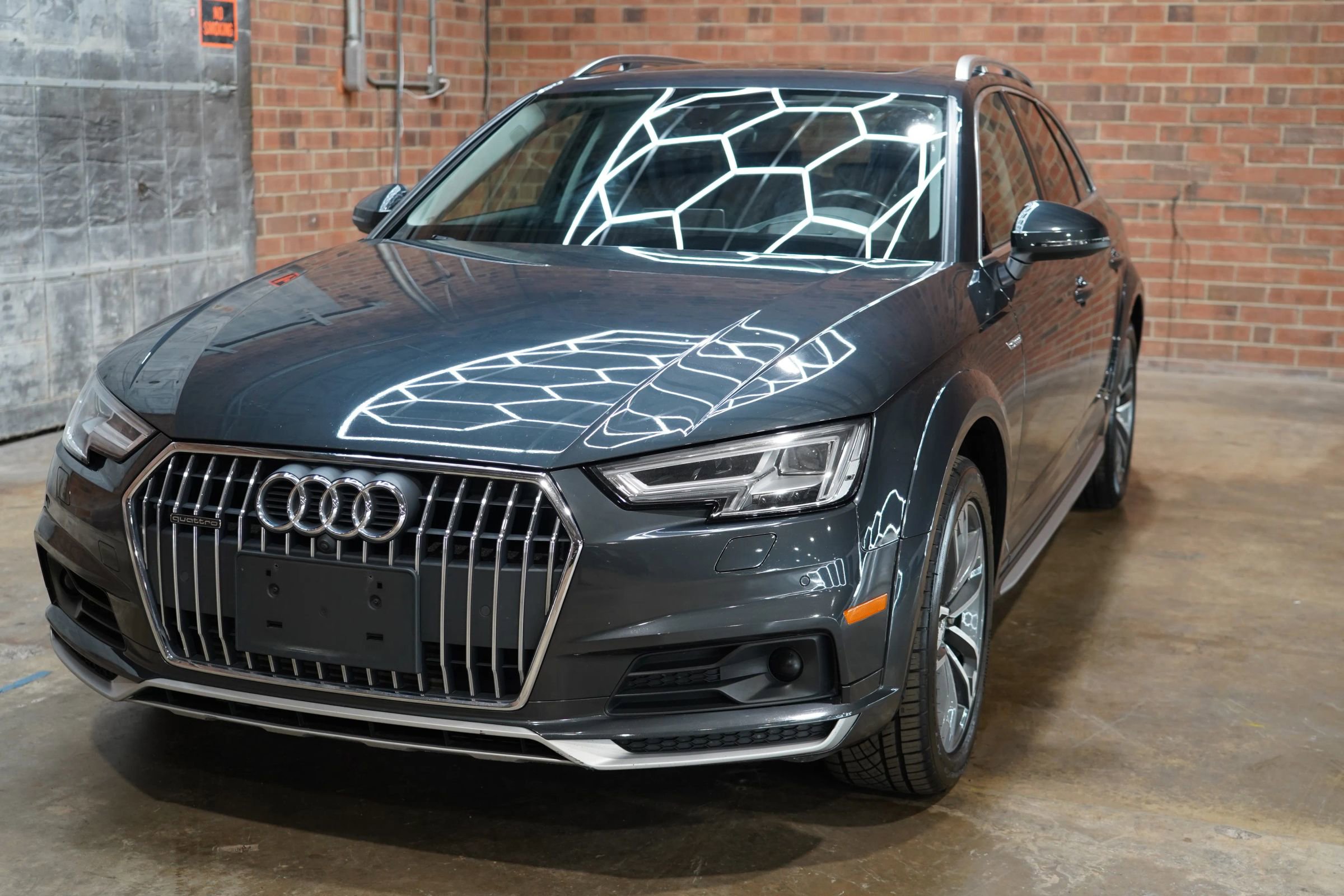 Used 2018 Audi A4 2.0T allroad Prestige image 8