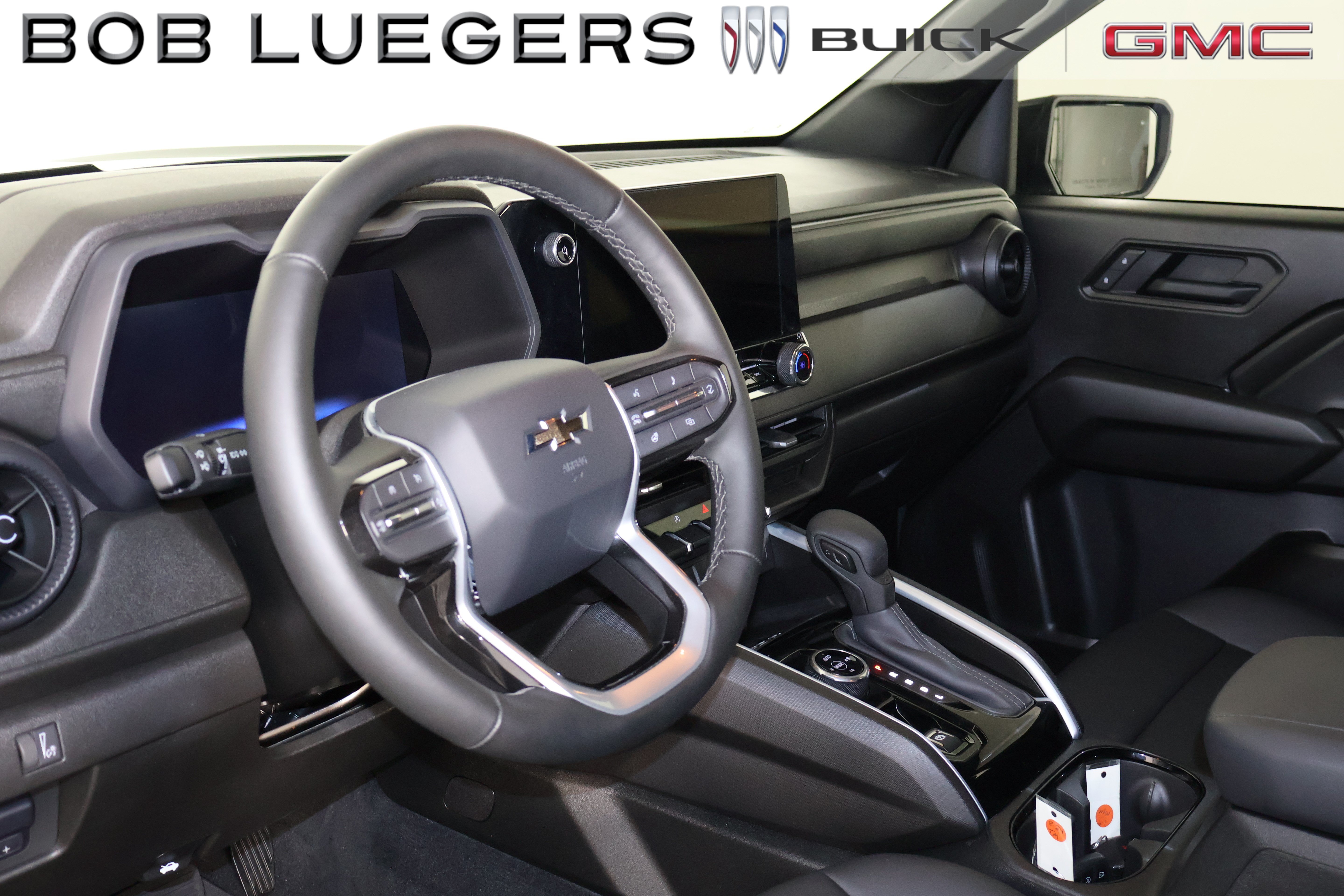 Certified 2025 Chevrolet Colorado Trail Boss AWD/4WD image 10