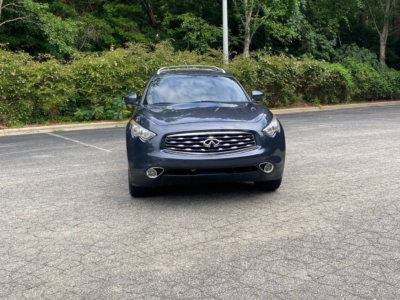 Used 2009 INFINITI FX35 AWD w/ Navigation Pkg image 2