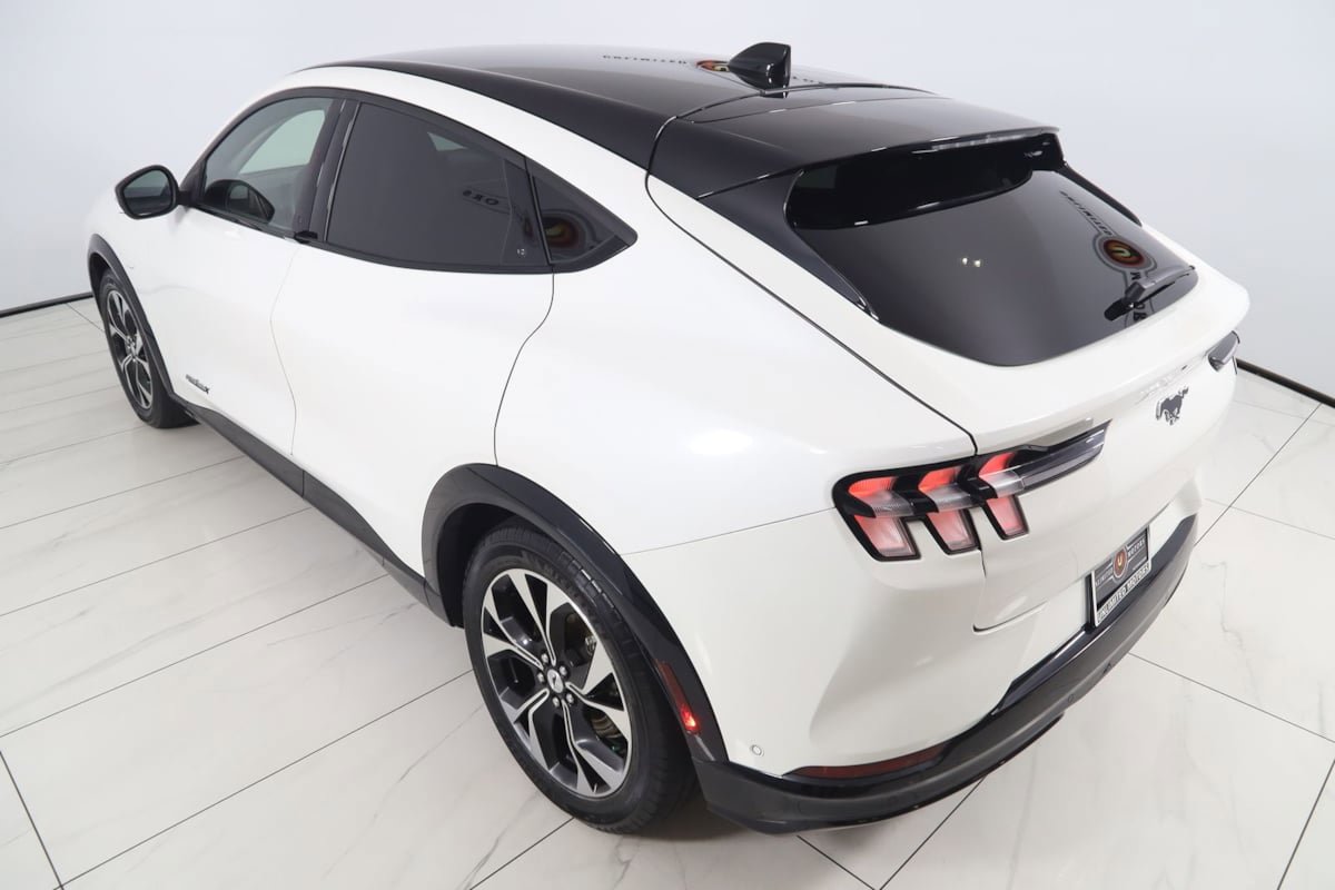 Used 2021 Ford Mustang Mach-E Premium image 28