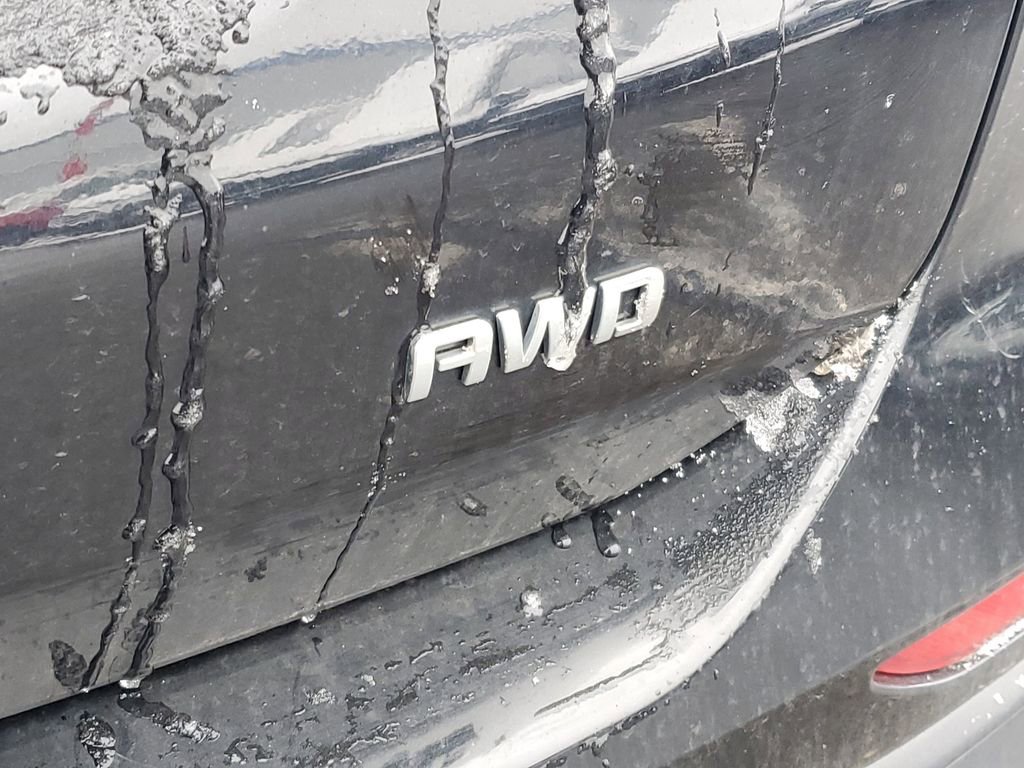 Used 2019 Chevrolet Equinox LS w/ LS Convenience Package image 32