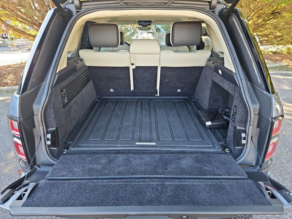 Used 2021 Land Rover Range Rover Westminster Edition image 35