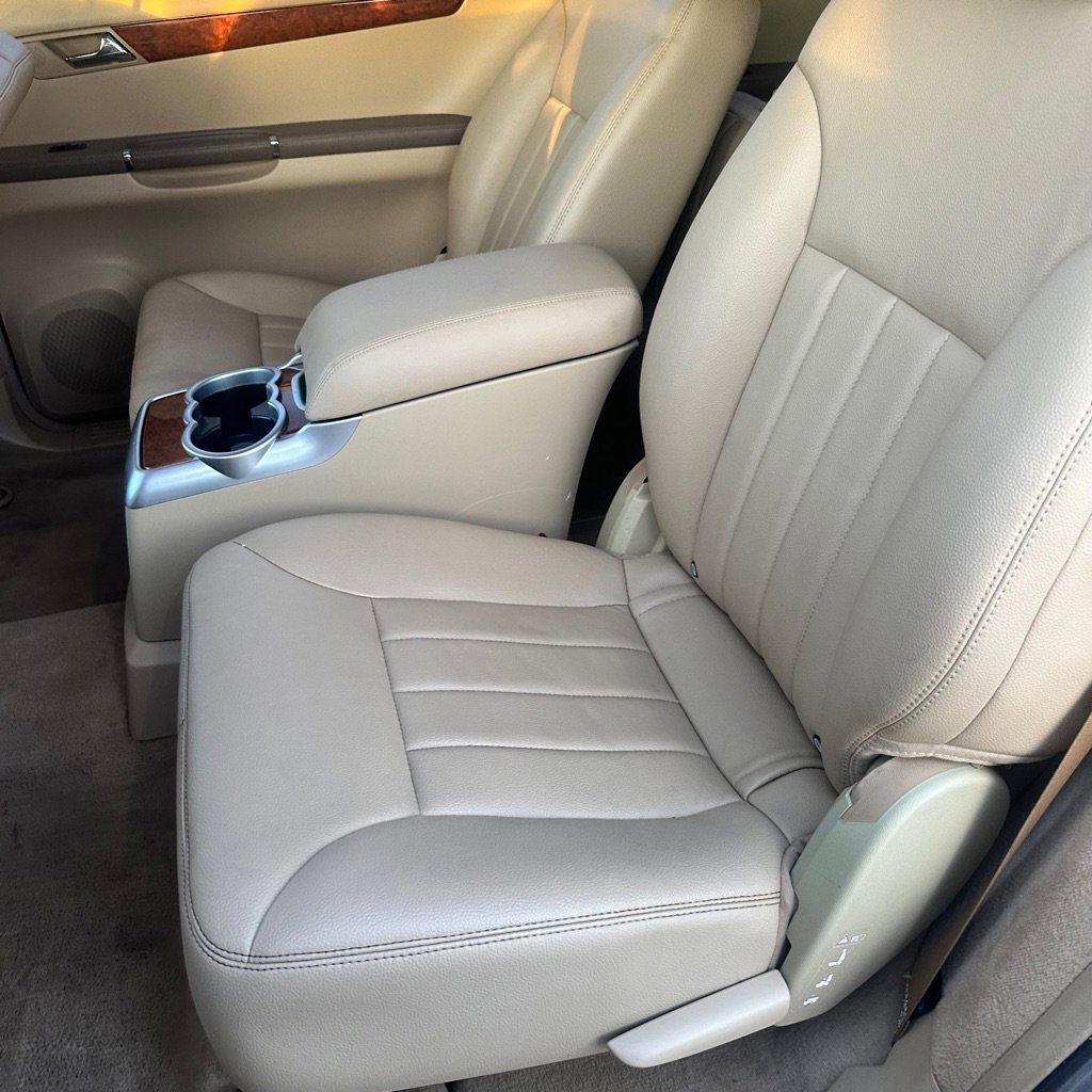 Used 2008 Mercedes-Benz R 320 CDI 4MATIC image 10