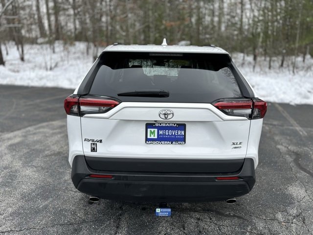 Used 2020 Toyota RAV4 XLE image 7