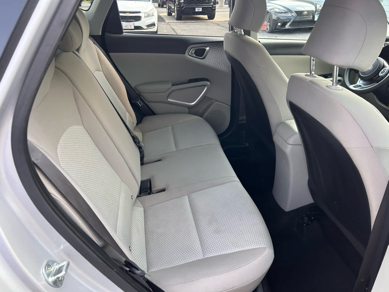 Used 2020 Kia Soul LX FWD image 23