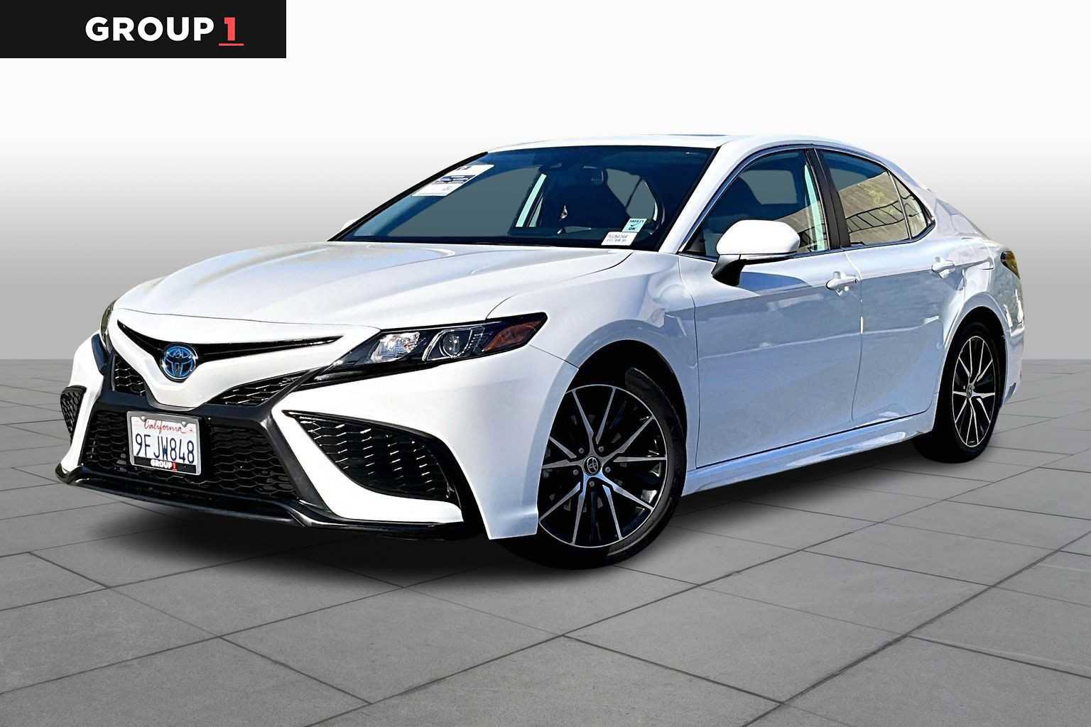 Used 2023 Toyota Camry SE