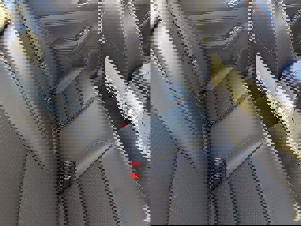 Used 2025 Nissan Altima 2.5 SR image 15