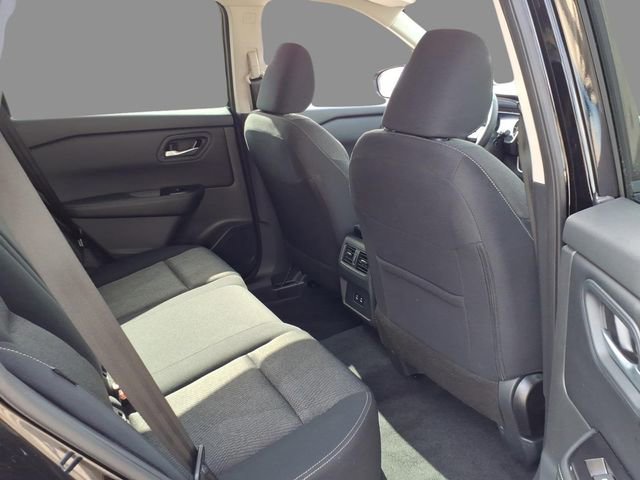 Used 2026 Nissan Rogue SV image 11
