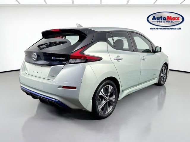 Used 2018 Nissan Leaf SV w/ SV Technology Package image 2