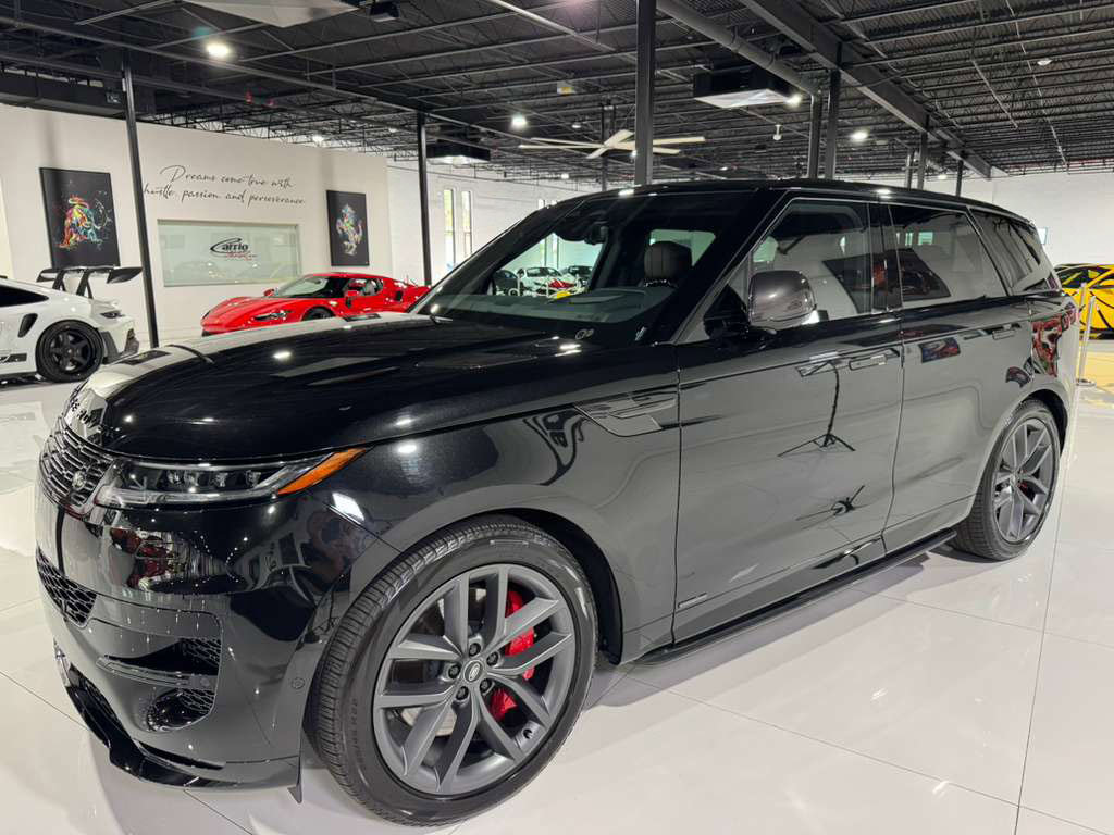 Used 2024 Land Rover Range Rover Sport Autobiography image 3