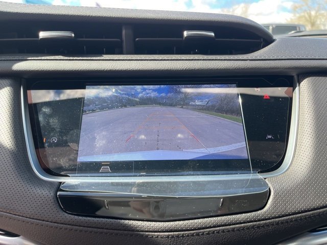 New 2025 Cadillac XT6 Luxury image 25