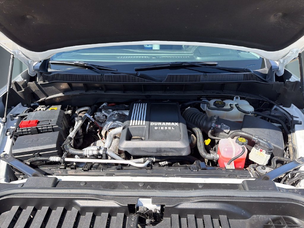Certified 2024 Chevrolet Silverado 1500 LT w/ Z71 Off-Road Package AWD/4WD image 24