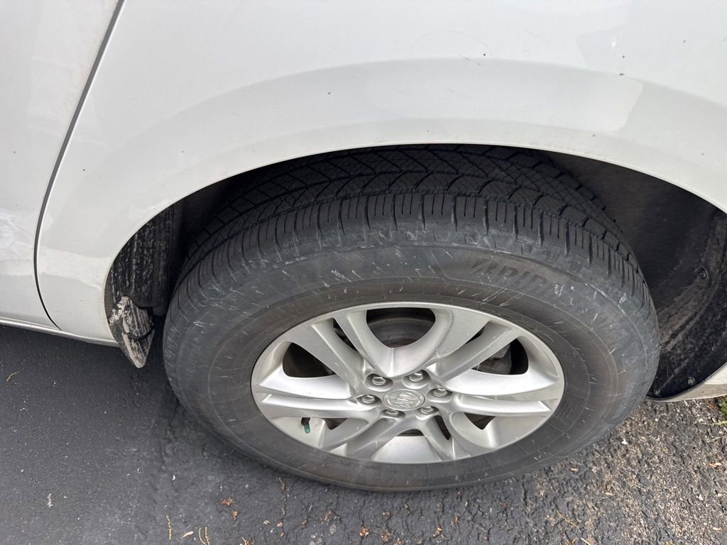 Used 2018 Buick Enclave Premium AWD/4WD image 15