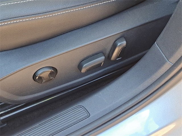 Used 2024 Volkswagen Jetta SE image 21