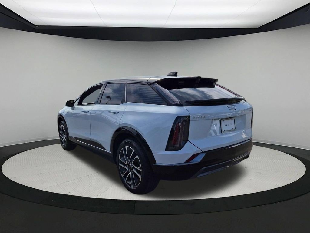 Certified 2026 Cadillac Optiq Sport 1 RWD image 3