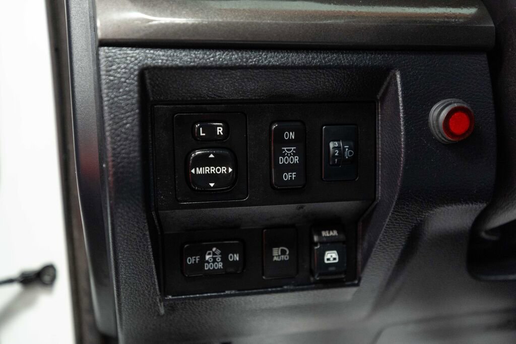 Used 2018 Toyota Tundra SR5 w/ TRD Sport Package image 11