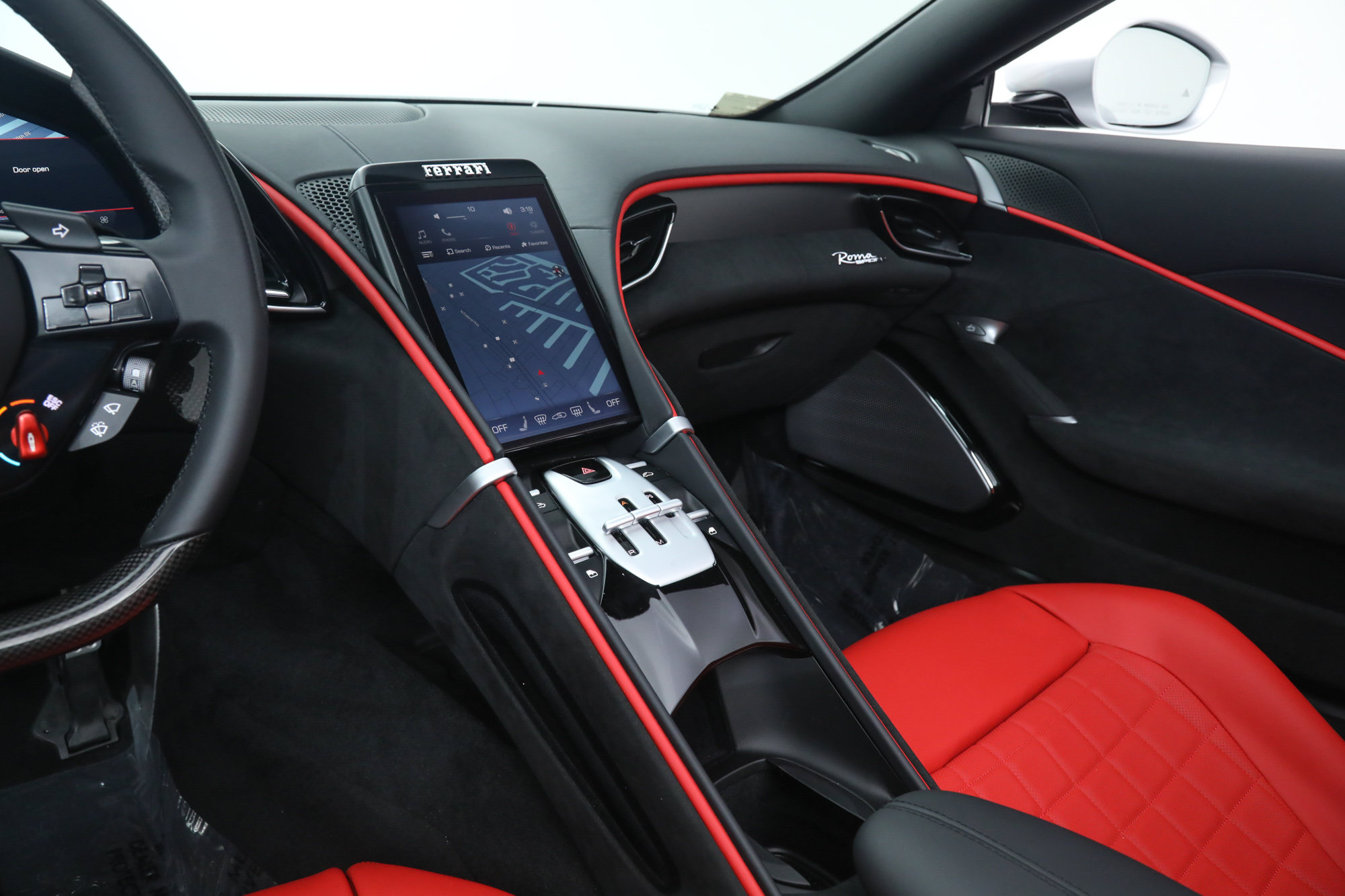 Certified 2026 Ferrari Roma Spider RWD image 34