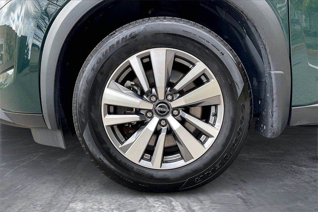 Used 2022 Nissan Pathfinder SL image 27