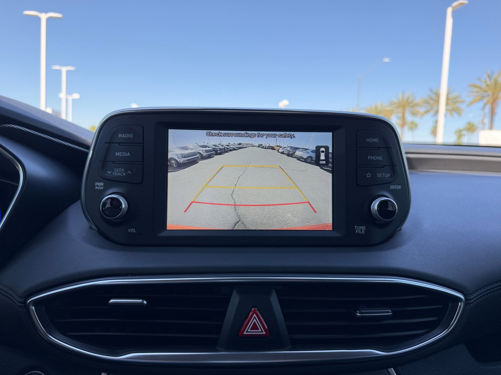 Used 2020 Hyundai Santa Fe SEL image 29