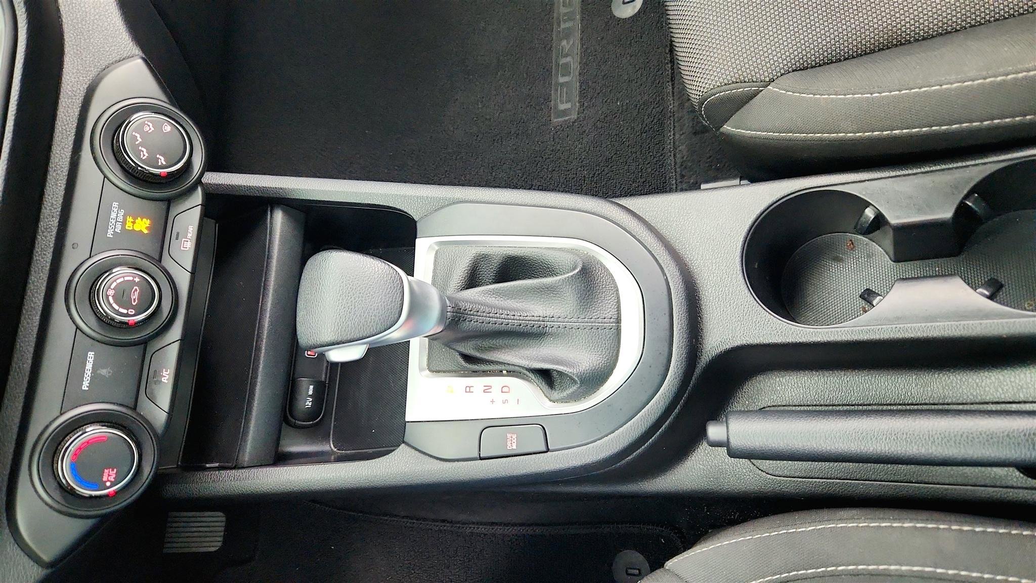 Used 2023 Kia Forte LXS image 31