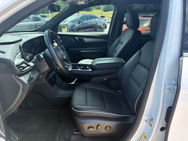 Used 2025 Buick Enclave Preferred FWD image 17