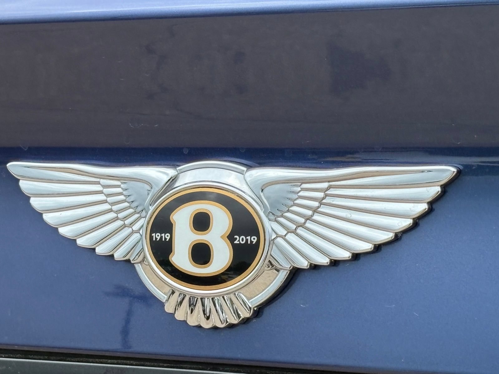Used 2019 Bentley Bentayga AWD/4WD image 13