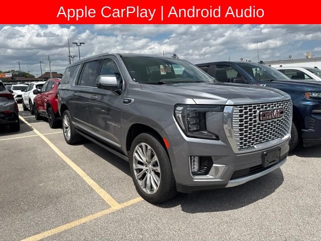 Used 2022 GMC Yukon XL Denali w/ Denali Premium Package AWD/4WD image 6