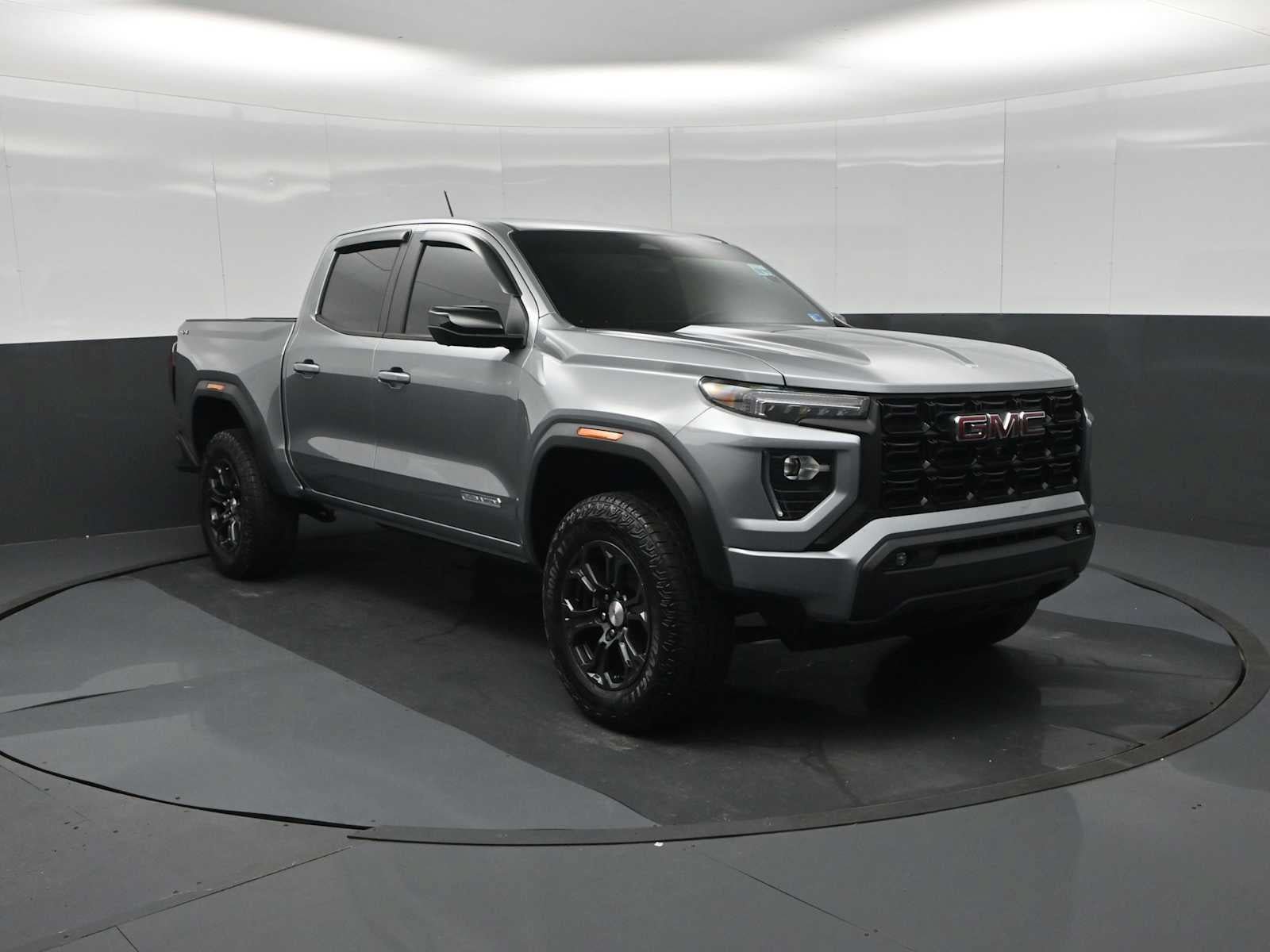 Used 2024 GMC Canyon Elevation w/ Convenience Package AWD/4WD image 2