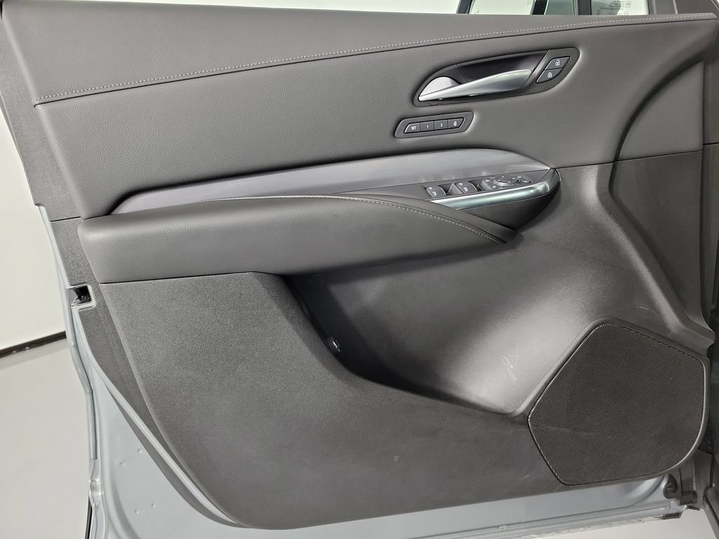 Certified 2025 Cadillac XT4 Premium Luxury FWD image 18